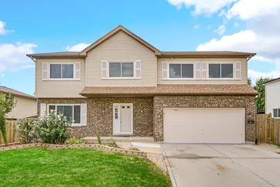 207 N Canyon Drive, Bolingbrook, IL 60490 - Photo 1