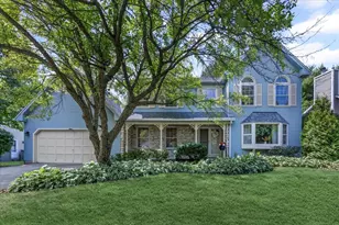 731 S River Rd, Naperville, IL 60540 - Photo 1