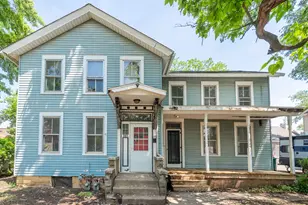 358 360 N Hickory St, Joliet, IL 60435 - Photo 1