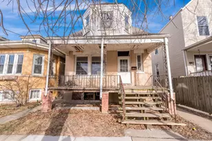 4028 W Roscoe St, Chicago, IL 60641 - Photo 1