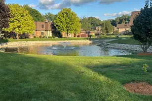 9192 S Rd, Palos Hills, IL 60465 - Photo 1