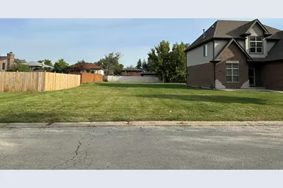 4830 W 85th Place, Burbank, IL 60459 - Photo 1