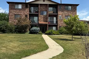 14949 Lake View Dr, Orland Park, IL 60462 - Photo 1