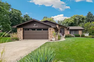 12032 Lake View Dr, Orland Park, IL 60467 - Photo 1