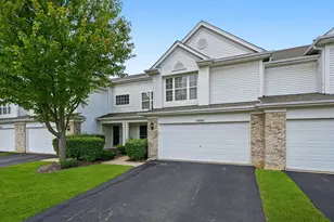 10007 Thornton Way, Huntley, IL 60142 - Photo 1