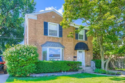 5943 W Touhy Avenue, Chicago, IL 60646 - Photo 1