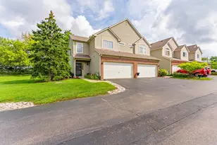 221 Nicole Dr, South Elgin, IL 60177 - Photo 1