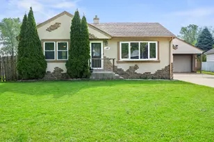 667 N Lombard Ave, Lombard, IL 60148 - Photo 1