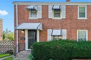 327 Geneva Ave, Bellwood, IL 60104 - Photo 1