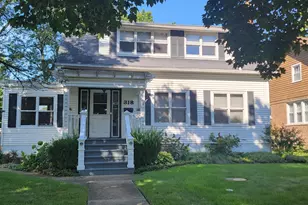 318 S Delphia Ave, Park Ridge, IL 60068 - Photo 1