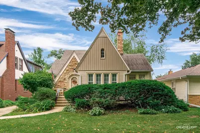 208 Ingleside Avenue, Aurora, IL 60506 - Photo 1