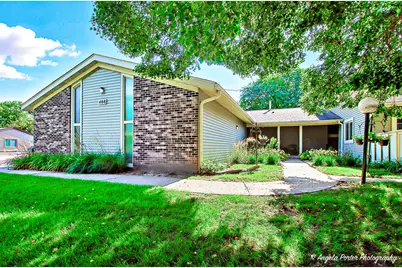 408 Waters Edge Drive #D, McHenry, IL 60050 - Photo 1