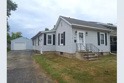 1913 Columbus Street, Ottawa, IL 61350 - Photo 1