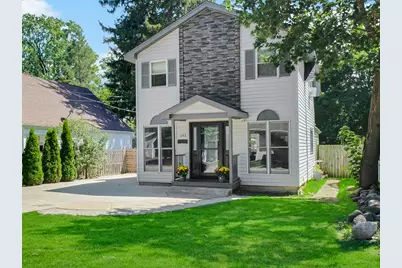 193 Lake Court, Crystal Lake, IL 60014 - Photo 1