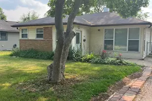 2713 Wilke Rd, Rolling Meadows, IL 60008 - Photo 7