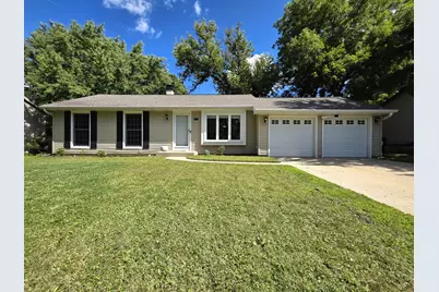 5206 W Dartmoor Drive, McHenry, IL 60050 - Photo 1