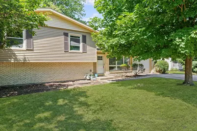 2007 S Prospect Avenue, Champaign, IL 61820 - Photo 1