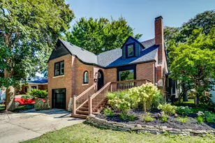 4927 Bryan Pl, Downers Grove, IL 60515 - Photo 1