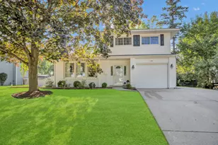 226 Timbercrest Dr, Schaumburg, IL 60193 - Photo 1