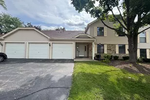 743 Sterling Ct, Bartlett, IL 60103 - Photo 1
