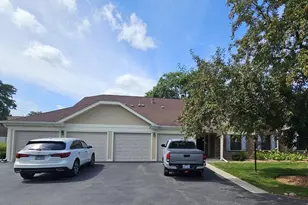 1062 Driftwood Ct, Wheeling, IL 60090 - Photo 1