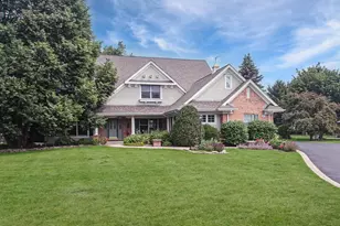 37 River Ridge Dr, Sleepy Hollow, IL 60118 - Photo 1