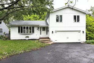 615 N Blanchard St, Wheaton, IL 60187 - Photo 1