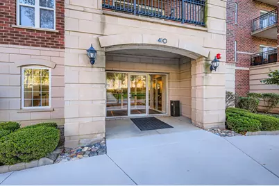 410 W Mahogany Court #309, Palatine, IL 60067 - Photo 1