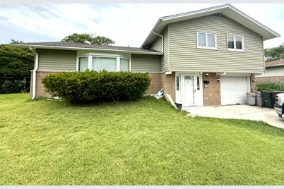 5700 La Palm Drive, Oak Forest, IL 60452 - Photo 1