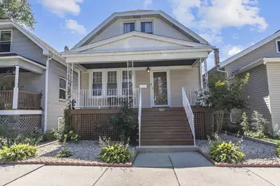 5807 W Cornelia Avenue, Chicago, IL 60634 - Photo 1