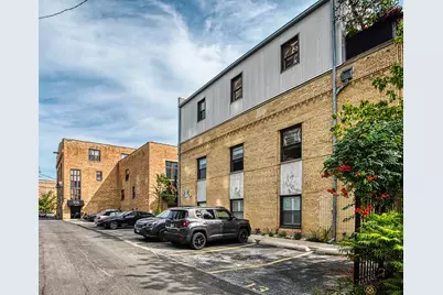 1128 W Ardmore Avenue #1, Chicago, IL 60660 - Photo 1