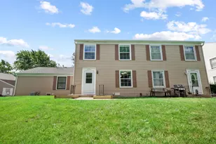 1255 Pearl Ave, Glendale Heights, IL 60139 - Photo 1