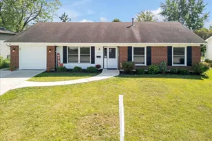 515 Burr Oak Dr, Lake Zurich, IL 60047 - Photo 1