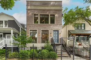 2418 W Pensacola Ave, Chicago, IL 60618 - Photo 1