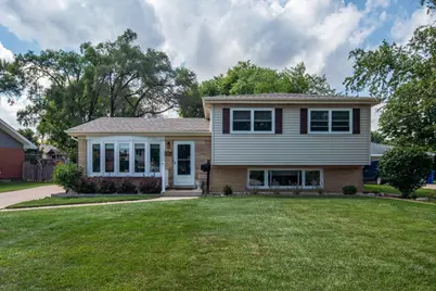 808 S Deborah Lane, Mount Prospect, IL 60056 - Photo 1