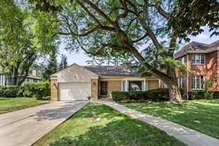 611 East Ave, Park Ridge, IL 60068 - Photo 1