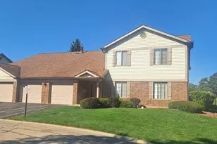 4242 Pheasant Trail Ct, Arlington Heights, IL 60004 - Photo 1