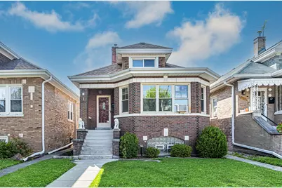 2922 N 77th Court, Elmwood Park, IL 60707 - Photo 1