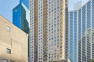 1111 S Wabash Ave, Chicago, IL 60605 - Photo 1