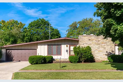 1113 Gifford Street, Dekalb, IL 60115 - Photo 1