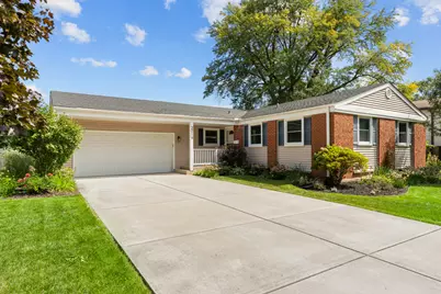 2019 N Verde Drive, Arlington Heights, IL 60004 - Photo 1