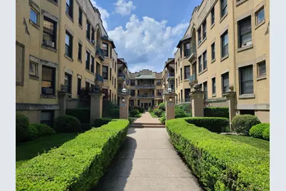 5520 S Cornell Avenue #3N, Chicago, IL 60637 - Photo 1