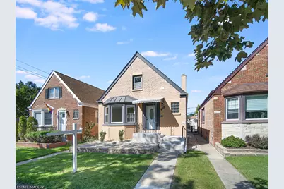 2702 N 76th Avenue, Elmwood Park, IL 60707 - Photo 1