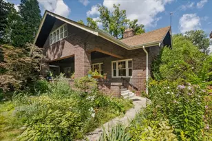 2216 W Greenleaf Ave, Chicago, IL 60645 - Photo 1