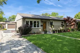 342 Newberry Ave, La Grange Park, IL 60526 - Photo 1