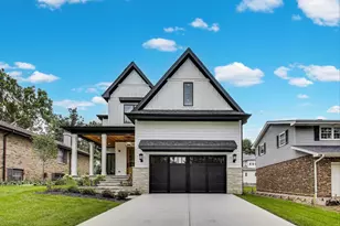 116 Oxford Ave, Clarendon Hills, IL 60514 - Photo 1