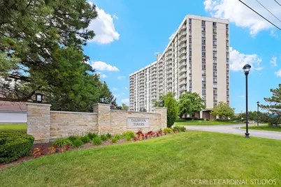 40 N Tower Road #11E, Oak Brook, IL 60523 - Photo 1