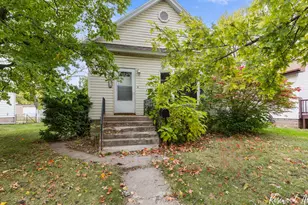 183 N Cleveland Ave, Bradley, IL 60915 - Photo 1