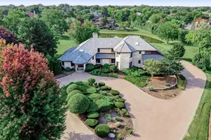 802 Midwest Club Pkwy, Oak Brook, IL 60523 - Photo 1