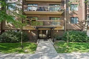 6102 N Sheridan Rd, Chicago, IL 60660 - Photo 1